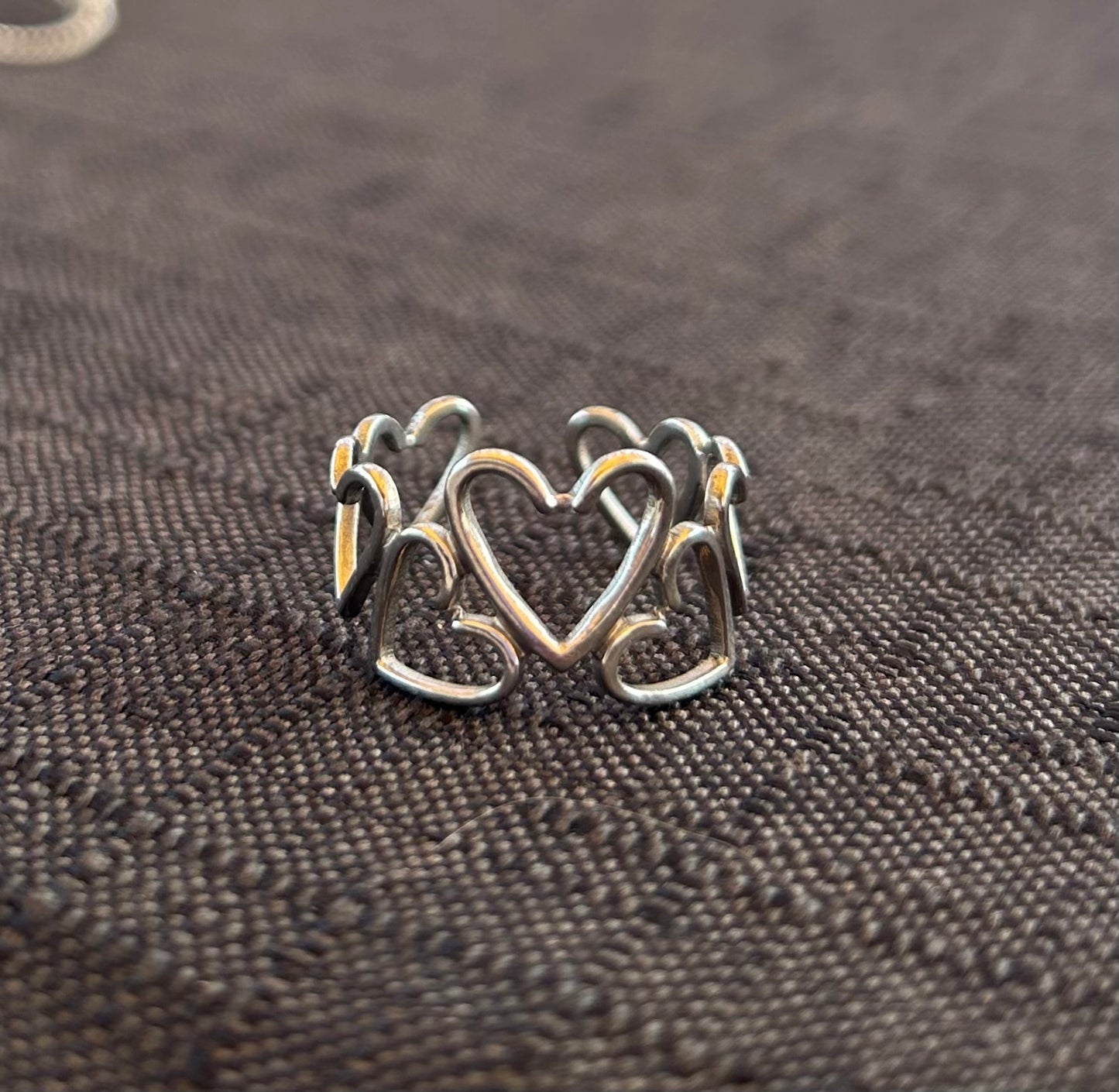 Anello cuori in acciaio regolabile